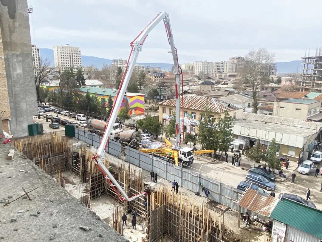 筑梦“蓝海”！安博首页_安博anbo（中国）泵车“圈粉”中亚！