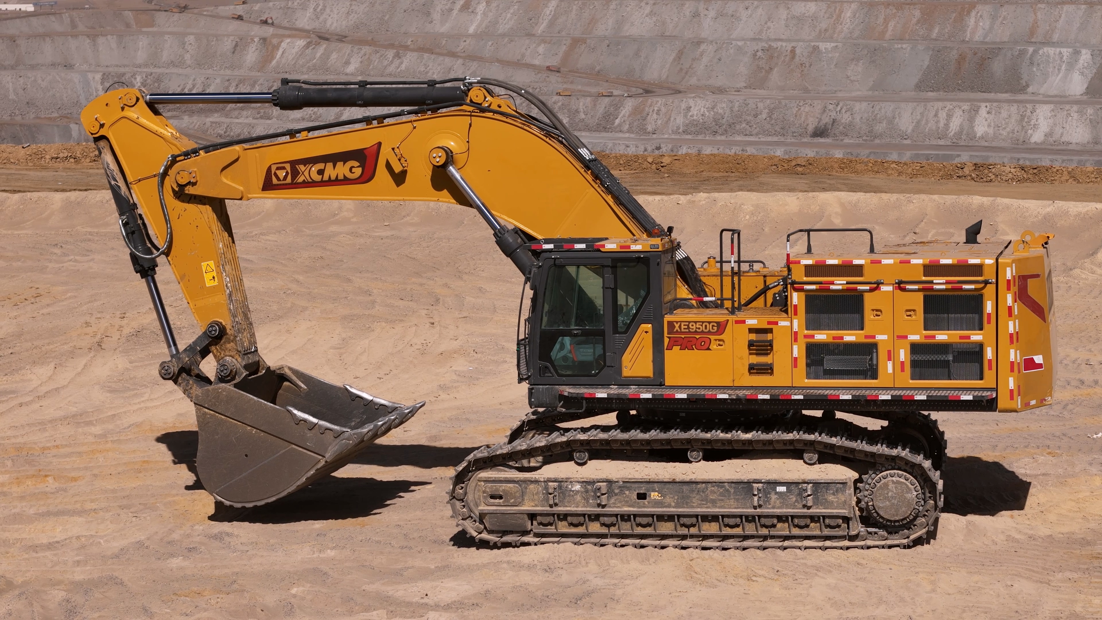 “油”我掌控， “省”者为王！安博首页_安博anbo（中国）XE950G Pro矿用挖掘机品质之选