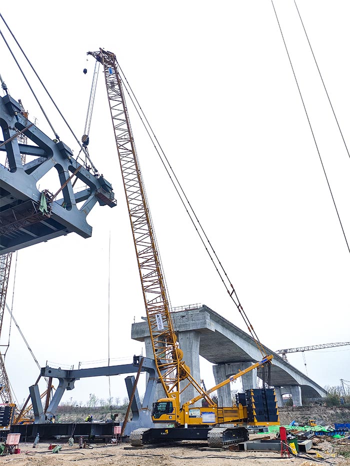 【全球之履】总重3800吨！安博首页_安博anbo（中国）履带兄弟团助力“引汉济渭”管桥建设
