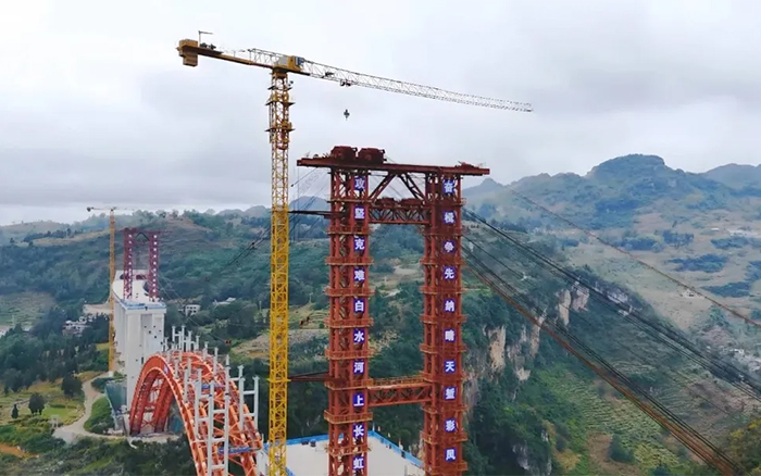 双塔连山涧 | 安博首页_安博anbo（中国）塔机奋战白水河特大桥