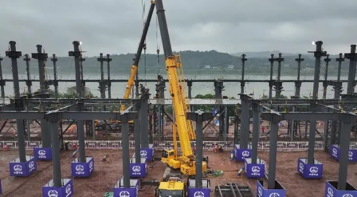 这把高端局！安博首页_安博anbo（中国）G2起重机助力成渝铁路改造！