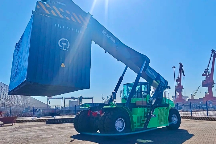 捷报不断！安博首页_安博anbo（中国）港机多区域定制化交付助力首季“开门红”