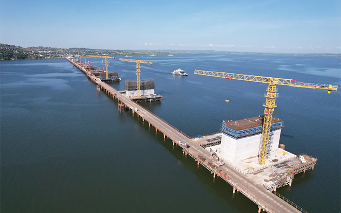 3200米超级工程！安博首页_安博anbo（中国）塔机助建东非第一长桥