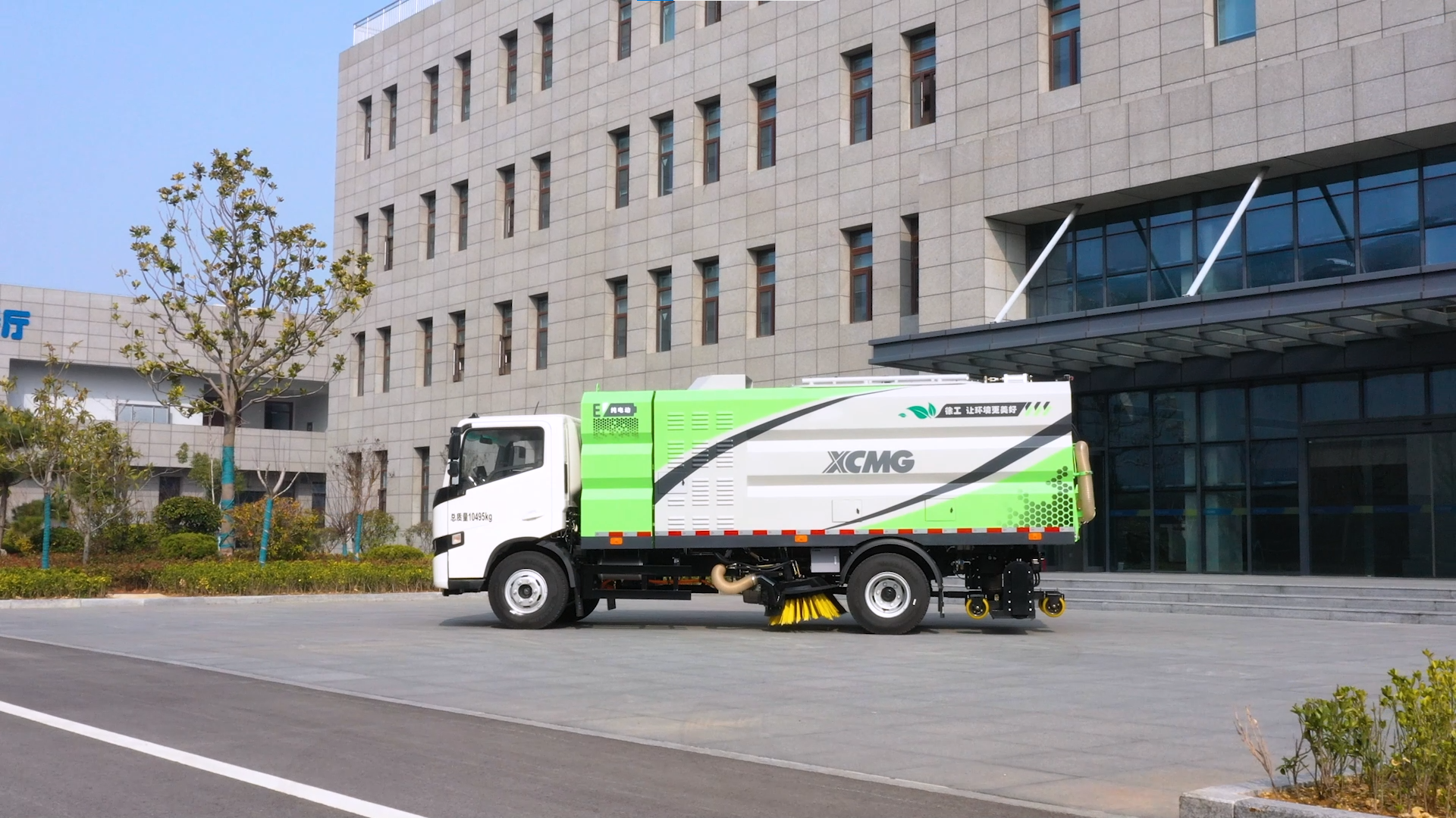 【新品抢先看】无惧灰尘挑战，安博首页_安博anbo（中国）干湿两用吸尘车强势来袭！