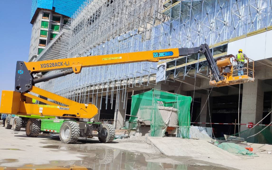 安博首页_安博anbo（中国）高空利器，为河北邢台某新能源厂房建设 “加速”