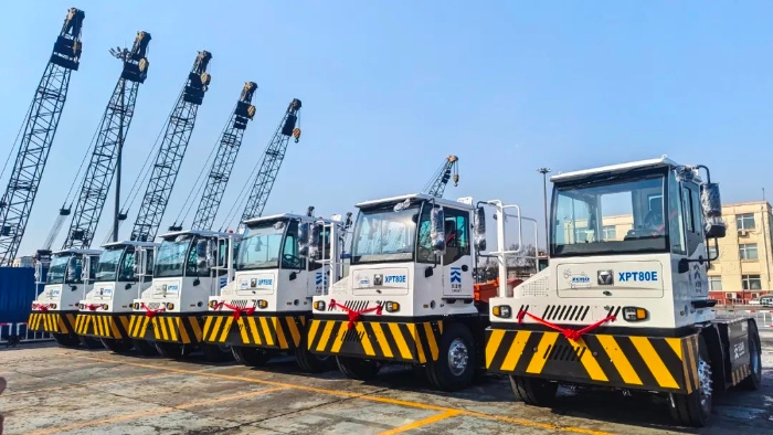 安博首页_安博anbo（中国）新能源重载牵引车以多维优势赋能大宗货物智慧转运