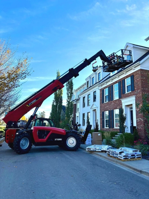 北美工地秀实力！安博首页_安博anbo（中国）高空作业机械“盖楼”技能拉满！