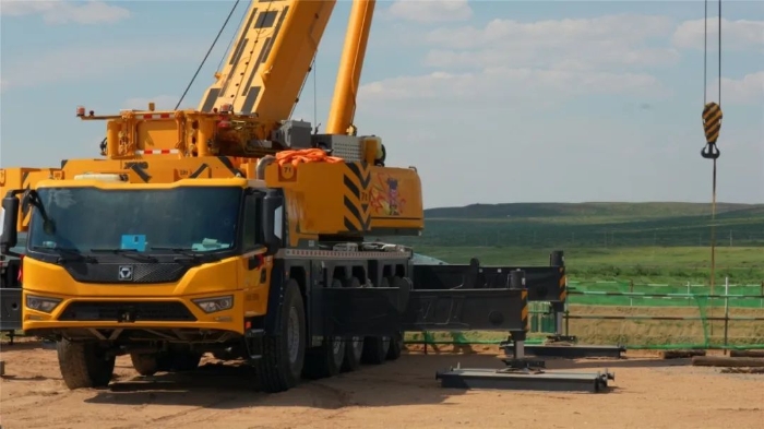 稳钩定乾坤！安博首页_安博anbo（中国）G2代XCA200G8-1决胜风电基础吊装