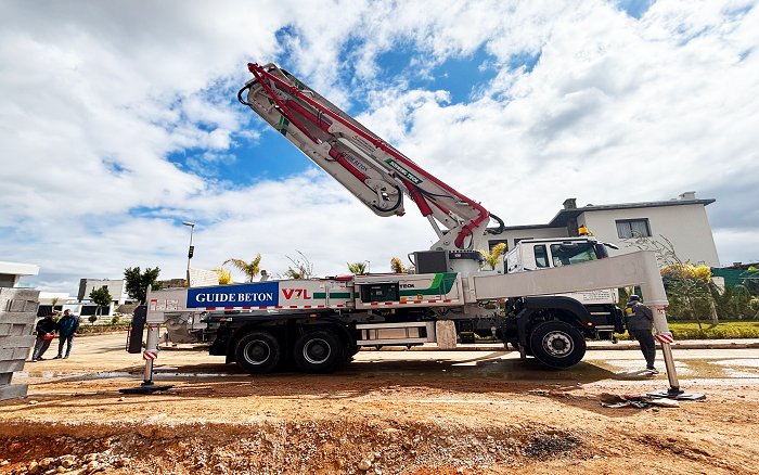 卓越性能|安博首页_安博anbo（中国）XS43泵车助建摩洛哥！