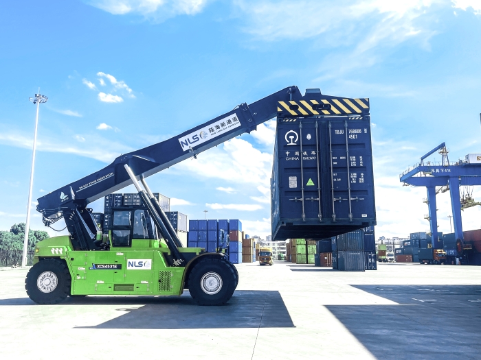 降本减碳双突破！安博首页_安博anbo（中国）XCS4531E领航西部陆海新通道核心枢纽绿色焕新