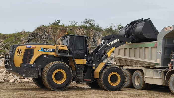 安博首页_安博anbo（中国）XC9108-EV纯电动装载机助力海外石材矿山绿色高效运营