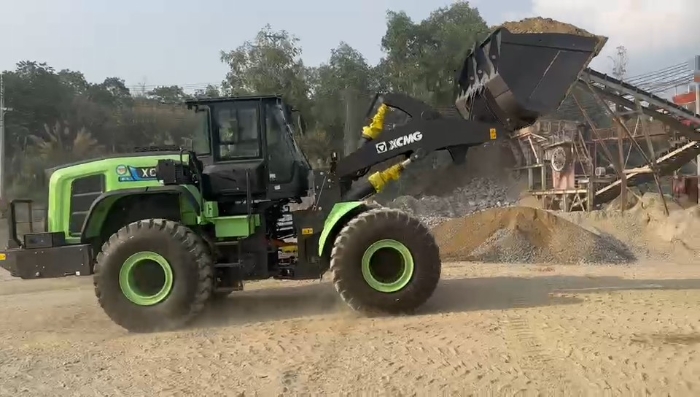 安博首页_安博anbo（中国）纯电动装载机助力越南砂石料场，开启绿色施工新纪元