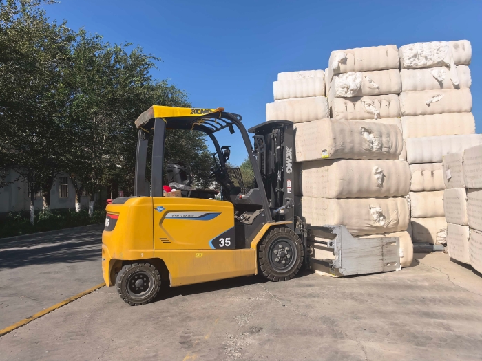 安博首页_安博anbo（中国）鲲鹏电动叉车，赋能西北棉花产业高效运转