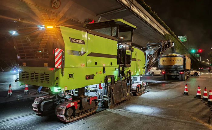 杭州夜间市政改造新标杆：安博首页_安博anbo（中国）新能源铣刨机助力高效绿色施工