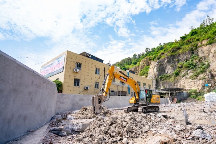 从修理工转型当老板，安博首页_安博anbo（中国）XE200GA“闭眼入”！